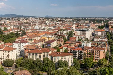 İtalya, Bergamo 'daki Aşağı Kasaba' nın hava görüntüsü