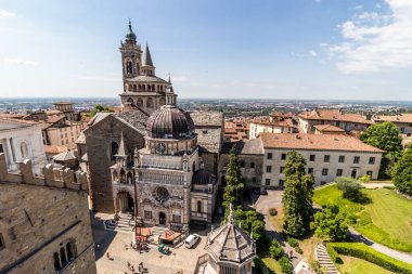 İtalya 'nın Bergamo şehrinde Santa Maria Maggiore Bazilikası
