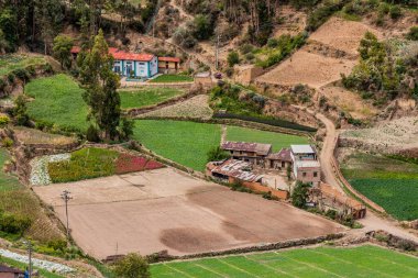 Tarma kasabası yakınlarındaki Chuchopampa köyünün kırsal arazisi, Peru