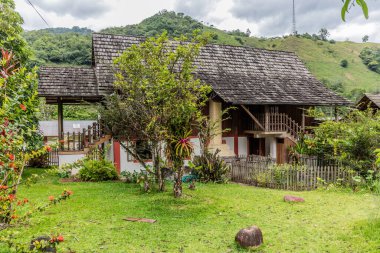 Pozuzo köyünde geleneksel Alman tarzı ev, Peru