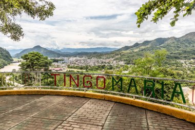 TINGO MARIA 'ya Tingo Maria Town, Peru' daki Jacintillo bakış açısıyla mesaj at.