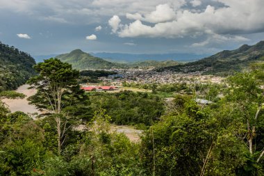 Peru 'nun Tingo Maria kasabası manzarası