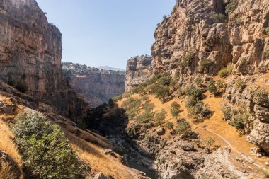 Irak Kürdistan Bölgesi 'nde derin Rawanduz (ayrıca Rawandiz) geçidi