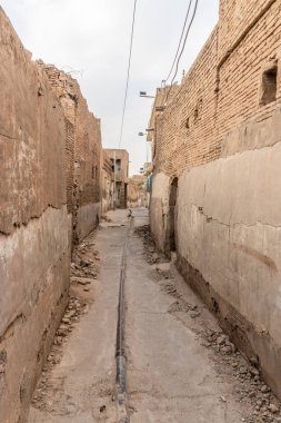 Irak 'ın Kürdistan Bölgesi, Erbil (Hawler) şehir merkezinde dar bir sokak