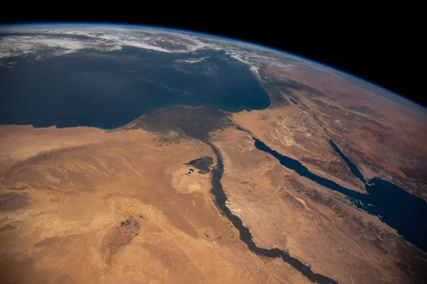 Uzaydan görüldüğü gibi Orta Doğu. Yüksek kalite fotoğraf, NASA resim kütüphanesinden alınmış orijinal fotoğraf