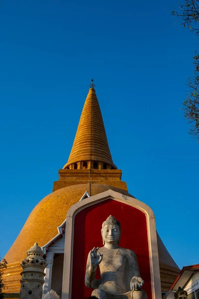 Phra Pathom Chedi Найбільша Найвища Пагода Таїланді Навколишні Райони Розташовані — стокове фото