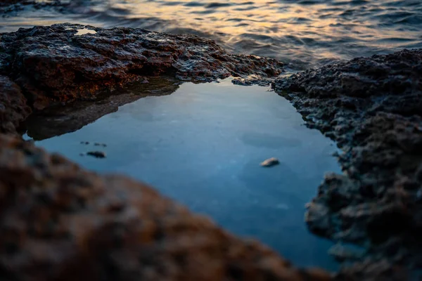 日落时分位于南巴塔亚海滩和宗甸海滩之间的巴塔亚海滩 普拉图姆纳克山 — 图库照片