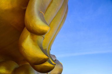 Dünyanın en büyük Buda heykelinin parmağı Wat Muang, Ang Thong Eyaleti, Tayland 'da..