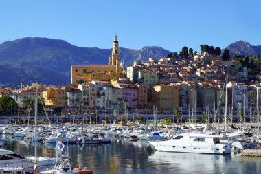 Kışın Menton Limanı, Fransa
