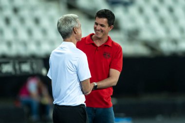 Rio, Brezilya - 26 Ekim 2022 - Mauricio barbieri teknik direktörü Botafogo ile Bragantino arasında oynanan maçta Brezilya Şampiyonası 'nın 34 rauntluk serisi Nilton Santos Stadyumu' nda oynandı.