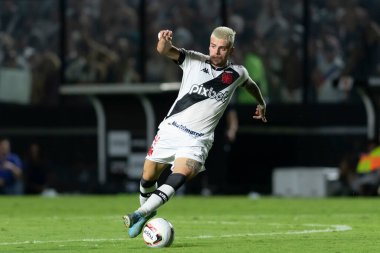 Rio, Brezilya - Ekim 27, 2022, Gabriel PEC oyuncusu Vasco ile Sampaio Correa arasındaki maçta 37 rauntluk Brezilya Şampiyonası, B serisi Sao Januario Stadyumu 'nda