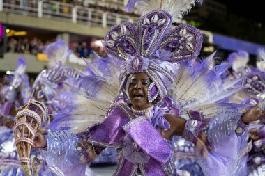 Rio, Brezilya - 22 Nisan 2022: Rio Karnavalı 'nda Samba Okulu Portela, Marques de Sapucai Sambadrome' da düzenlendi.