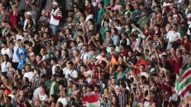 Rio, Brezilya - 11 Haziran 2022: Fluminense ile Atletico-GO arasındaki maçta taraftarlar Maracana Stadyumu 'nda düzenlenen Brezilya Şampiyonası' nın 11. turunda