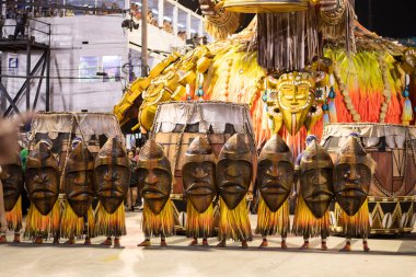 Rio, Brezilya - 24 Nisan 2022: Rio Karnavalı 'nda Samba Okulu Vila Isabel, Marques de Sapucai Sambadrome' da düzenlendi
