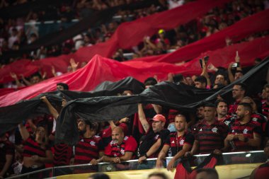 Rio, Brezilya - 19 Ekim 2022: Maracana Stadyumu 'nda oynanan Brezilya Kupası final maçında Flamengo ve Corinthians arasındaki maçta taraftarlar