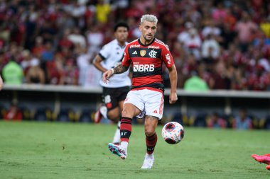 Rio, Brezilya - 13 Mart 2023, De Arrascaeta oyuncusu, Maracana Stadyumu 'nda Carioca Şampiyonası' nın yarı final turunda Flamengo ve Vasco da Gama arasındaki maçta