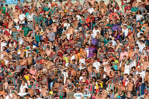 巴西里约 2023年3月18日 在马拉卡纳体育场举行的半决赛中 球迷们在弗卢明斯对沃尔塔 雷东达的比赛中获胜 — 图库照片