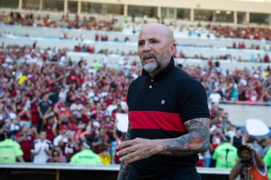 Rio, Brezilya - 30 Nisan 2023, Jorge Sampaoli koçu Brezilya Şampiyonası 'nda Flamengo ile Botafogo arasında oynanan maçta, Maracana Stadyumu' nda 3. raunt.