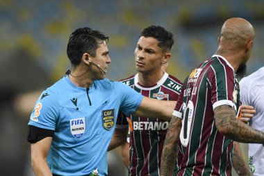 Rio, Brezilya - 19 Ağustos 2023, Flavio Rodrigues de Souza hakem Fluminense ile Amerika MG arasında oynanan maçta Brezilya 20.