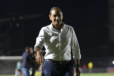 Rio, Brezilya - 21 Eylül 2023, Ramon Diaz koçu Vasco - Coritiba maçında Brezilya 'nın 24. Raundda Sao Januario Stadyumu' nda oynadığı maçta