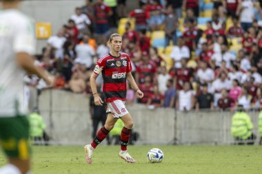Rio, Brezilya - 3 Aralık 2023, Filipe Luis, Brezilya 'nın Maracana Stadyumu' nda oynanan 37. Raundda Flamengo-Cuiaba maçında karşılaşacak.