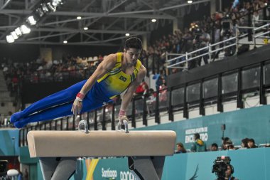 Santiago, Şili, 23 Ekim 2023, Arthur Mariano (BRA) 2023 Pan Amerikan Oyunları 'nda erkek Artistik