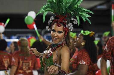 Rio, Brezilya - 3 Şubat 2024, Sambodromo, Grande Rio samba okulunda 2024 Karnavalı için hazırlık provası