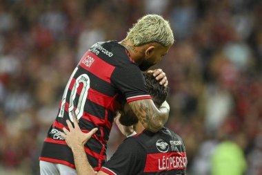 Rio, Brezilya - Şubat, 07 2024, Leo Pereira Flamengo ile Botafogo arasındaki maçta Maracana Stadyumu 'nda oynanan 07. tur Carioca şampiyonasında
