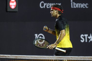 Rio, Brezilya - 21 Şubat 2024: Cameron Thiago SEYBOTH WILD (BRA) Rio Open 2024 ATP 500 'ün Jaume MUNAR (ESP) karşısında Rio de Janeiro Jokey Clube' da oynadığı maçta