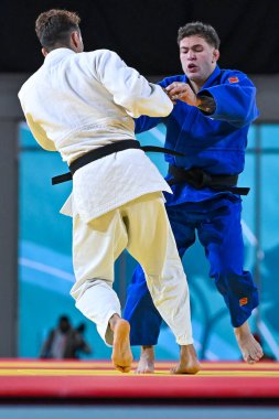 Santiago, Şili, 28 Ekim 2023, Juan Pablo Hernandez (COL) Judo sırasında Willian Lima 'ya karşı - 2023 Pan Amerikan Oyunları' nda erkekler -66 kilo