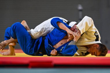 Santiago, Şili, 28 Ekim 2023, Juan Pablo Hernandez (COL) Judo sırasında Willian Lima 'ya karşı - 2023 Pan Amerikan Oyunları' nda erkekler -66 kilo
