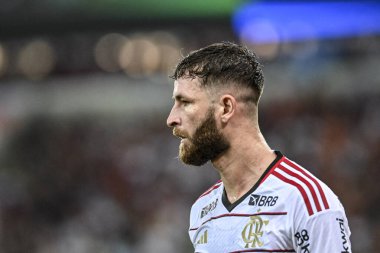 Rio, Brezilya - 09 Mart 2024, Leo Pereira Fluminense ile Flamengo arasındaki maçta Maracana Stadyumu 'nda Carioca Şampiyonası yarı finalinde