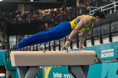 Santiago, Şili, 23 Ekim 2023, Arthur Mariano (BRA) 2023 Pan Amerikan Oyunları 'nda erkek Artistik