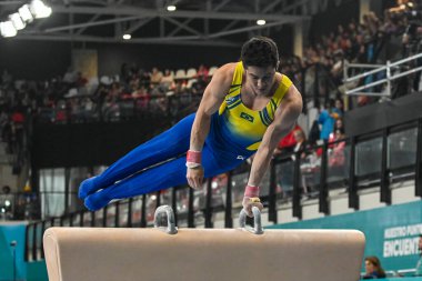 Santiago, Şili, 23 Ekim 2023, Arthur Mariano (BRA) 2023 Pan Amerikan Oyunları 'nda erkek Artistik