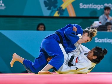 Santiago, Şili, 28 Ekim 2023, Judith Gonzalez (CHI) - Judo sırasında Agustina Lahiton (ARG) - Kadınlar -52 kilo - 2023 Pan Amerikan Oyunları 'nda