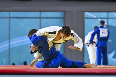 Santiago, Şili, 28 Ekim 2023, Juan Pablo Hernandez (COL) Judo sırasında Willian Lima 'ya karşı - 2023 Pan Amerikan Oyunları' nda erkekler -66 kilo