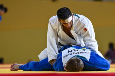 Santiago, Şili, 28 Ekim 2023, Juan Postigos (PER) - Julien Frascadore (CAN) - 2023 Pan Amerikan Oyunları 'nda erkekler -66 kilo