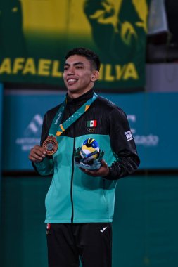 Santiago, Şili, 28 Ekim 2023, Michel Augusto (BRA), altın Johan Rojas (COL), gümüş ve Arath Juarez (MEX), Juan Pablo Ayala (ECU), bronz, judo sırasında - erkekler - 60 kilo Pan Amerikan Oyunları