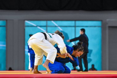 Santiago, Şili, 28 Ekim 2023, Larissa Pimenta (BRA) - Judo sırasında Angelica Delgado (ABD) - Kadınlar -52 kilo - 2023 Pan Amerikan Oyunları 'nda
