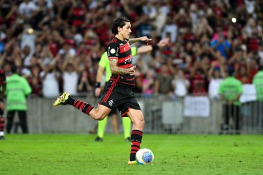 Rio, Brezilya - 23 Haziran 2024: Fluminense ile Flamengo arasındaki maçta Maracana Stadyumu 'nda oynanan 11.