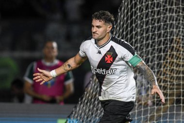 Rio, Brezilya - Temmuz 03 2024: Vasco ile Fortaleza arasındaki maçta Sao Januario Stadyumu 'nda oynanan 14. turda Vegetti oyuncusu