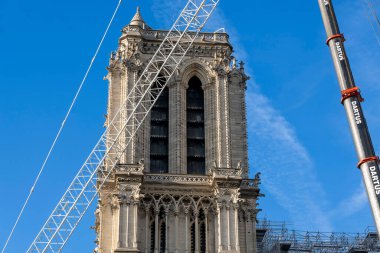 Paris, Fransa, 09 Haziran 2024: Notre Dame de Paris Katedrali 'nin yeniden inşası.