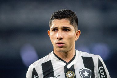 Rio, Brezilya - 27 Temmuz 2024: Brezilya Şampiyonası 'nda Botafogo ile Cruzeiro arasında oynanan maçta Savarino oyuncusu, Nilton Santos Stadyumu' nda 20.