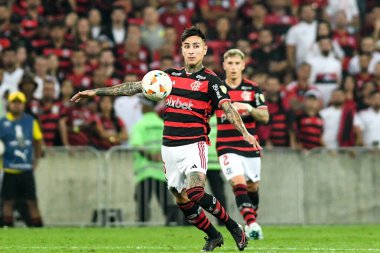 Rio, Brezilya - 15 Ağustos 2024, Erick Pulgar, Flamengo (BRA) - Bolivar (BOL) maçı sırasında Maracana Stadyumu 'nda Libertadores Kupası