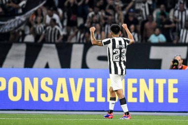 Rio, Brezilya - 14 Eylül 2024: Thiago Almada Brezilya Şampiyonası 'nda Botafogo x Corinthians ile Nilton Santos Stadyumu' nda oynanan 26.