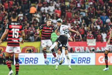 Rio, Brezilya - 15 Eylül 2024: Leo a Ortiz ve Hugo Moura Brezilya Şampiyonası 'nda Flamengo x Vasxco arasında oynanan maçta Maracana Stadyumu' nda 26.