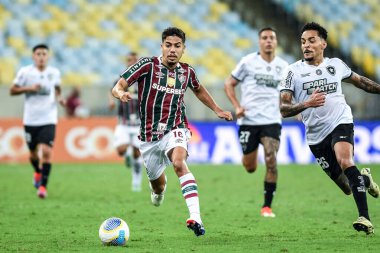 Rio, Brezilya - 21 Eylül 2024: Fluminense ile Botafogo arasındaki maçta Nonato oyuncusu Maracana Stadyumu 'nda oynanan 27.