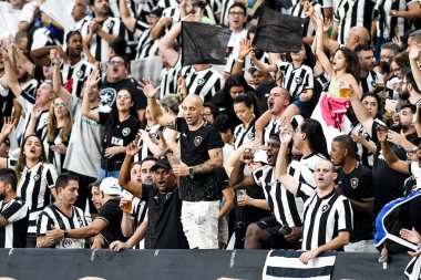 Rio, Brezilya - 23 Ekim 2024, Botafogo (BRA) - Penarol (URU) maçında Nilton Santos Stadyumu 'nda oynanan Libertadores Kupası yarı final maçı