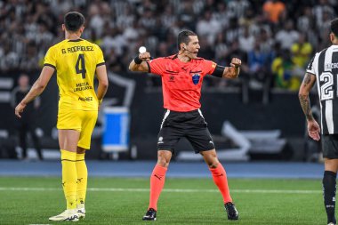 Rio, Brezilya - Ekim 23, 2024, Andres Rojas Botafogo (BRA) vs Penarol (URU), yarı final maçı, Nilton Santos Stadyumu 'nda Libertadores Kupası