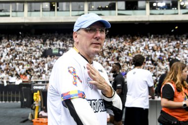 Rio, Brezilya, 8 Aralık 2024 - John Textor, Brezilya Şampiyonası 'nda Botafogo ile Sao Paulo arasında oynanan maçta, Nilton Santos Stadyumu' nda 36.